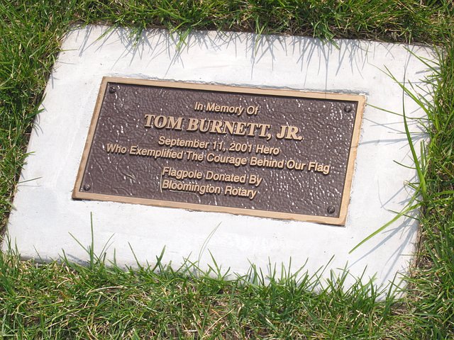 Tom Burnett Memorial Flag